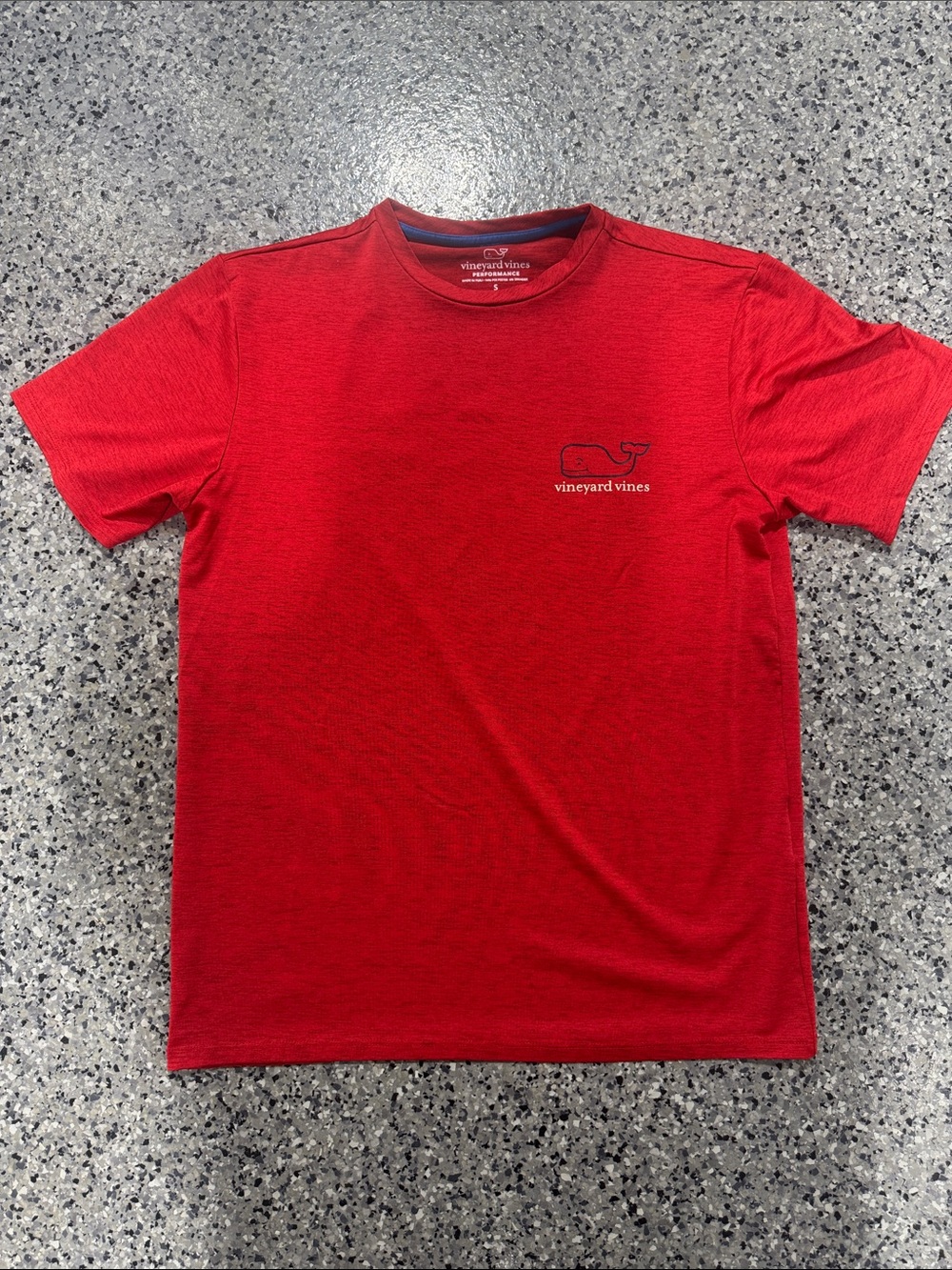 Vineyard Vines Short-Sleeve Crew Tee in Red